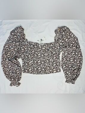 ASTR the Label Pink Multi
Floral Bubble Sleeve Smocked
Blouse